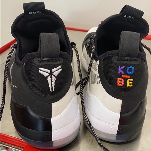 kobe shoes size 13
